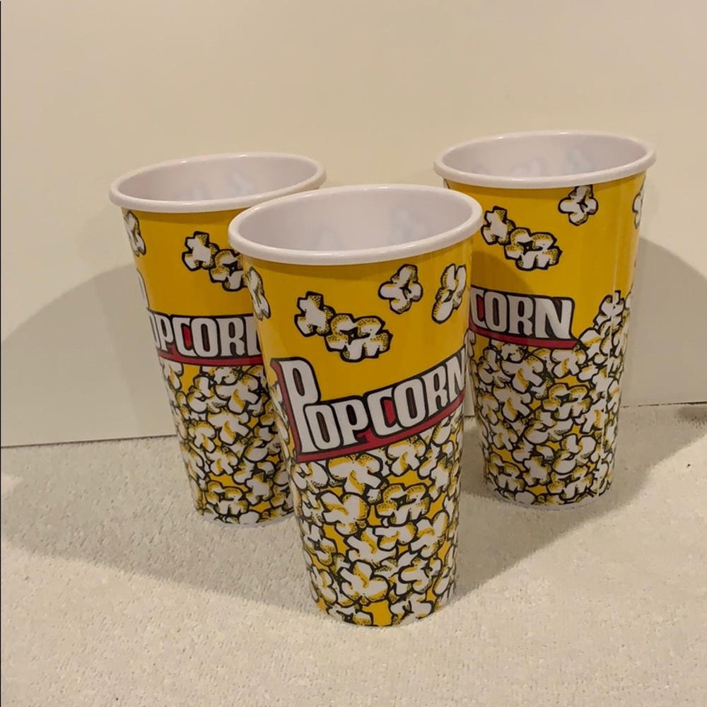 COPY - NWT Set of (3) Popcorn cups. Holds 32oz/4 cup size